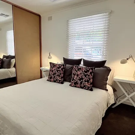 Cozy Lovely Flat 3Km To Cbd Adelaide Exterior photo