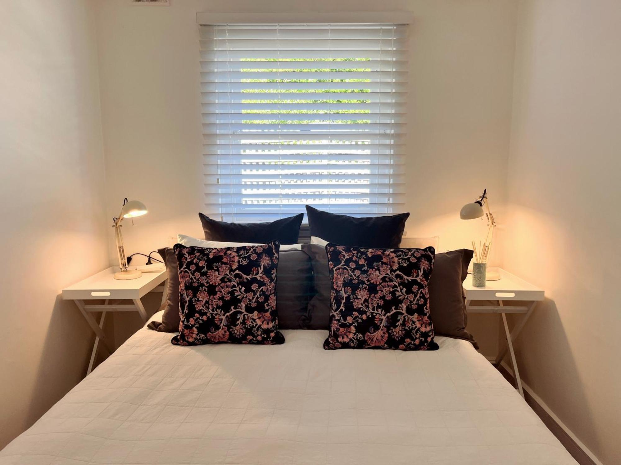 Cozy Lovely Flat 3km To Cbd Apartment