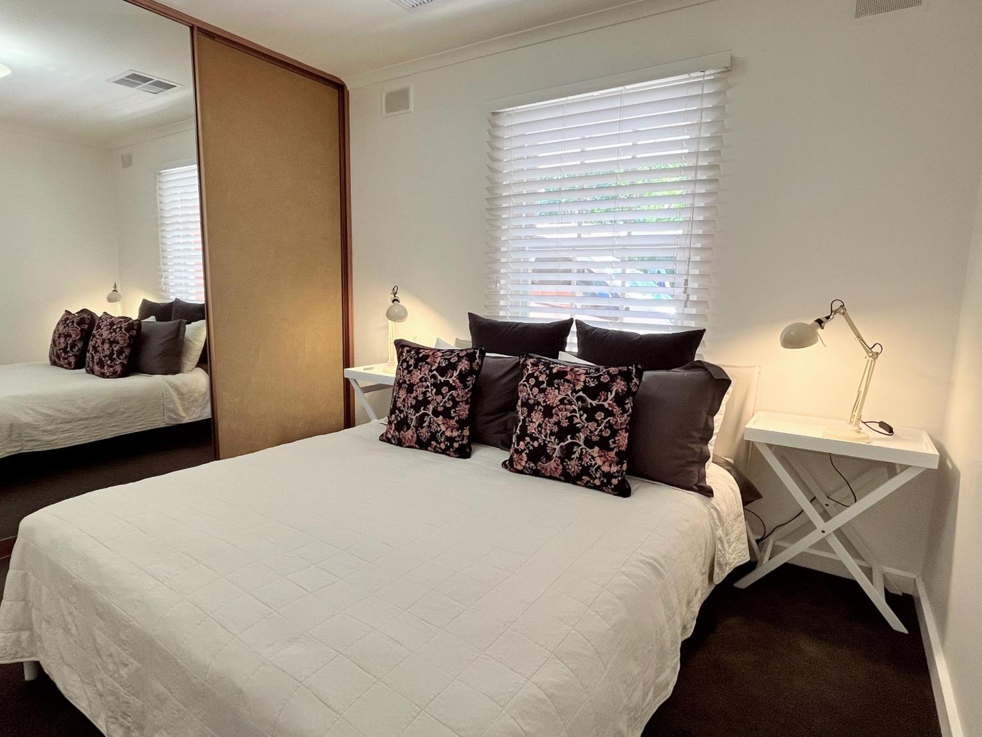 Apartment Cozy Lovely Flat 3km To Cbd